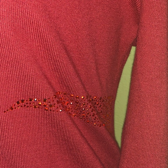 New Woman’s Lavena Red Sweater w/ Sparkles NWT!! - Picture 10 of 14